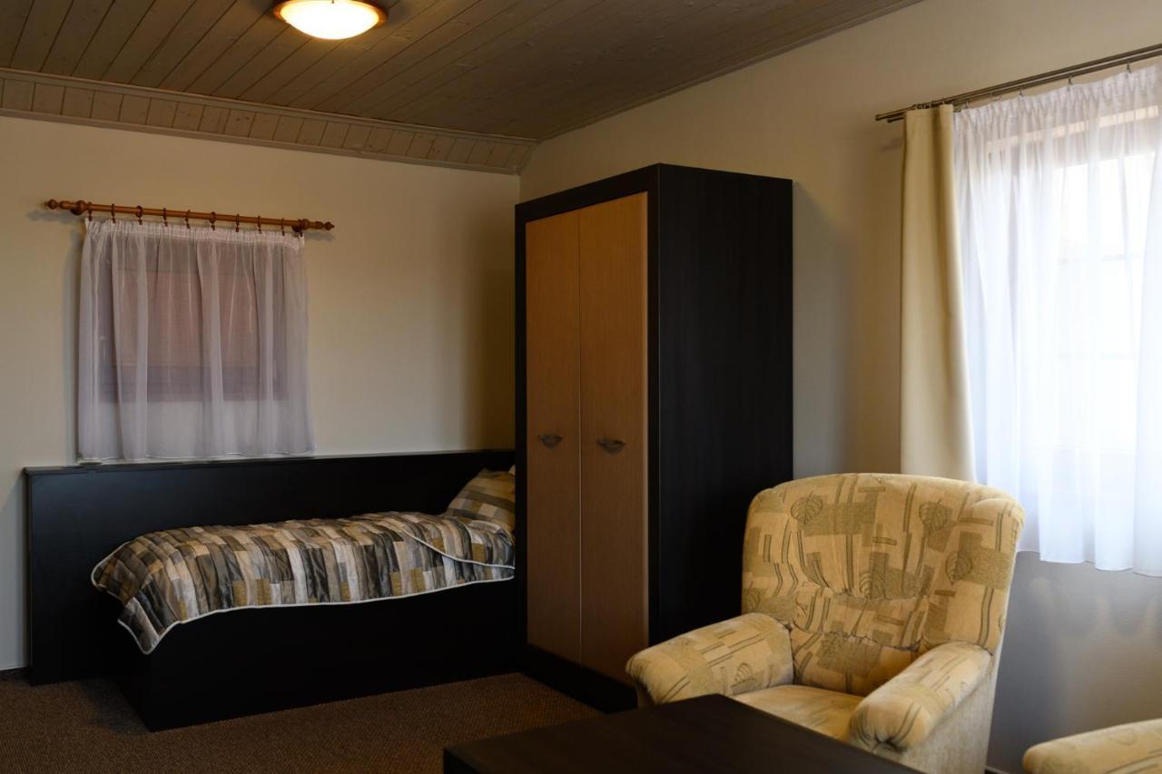 Hotel Vinarstvi U Kaplicky *