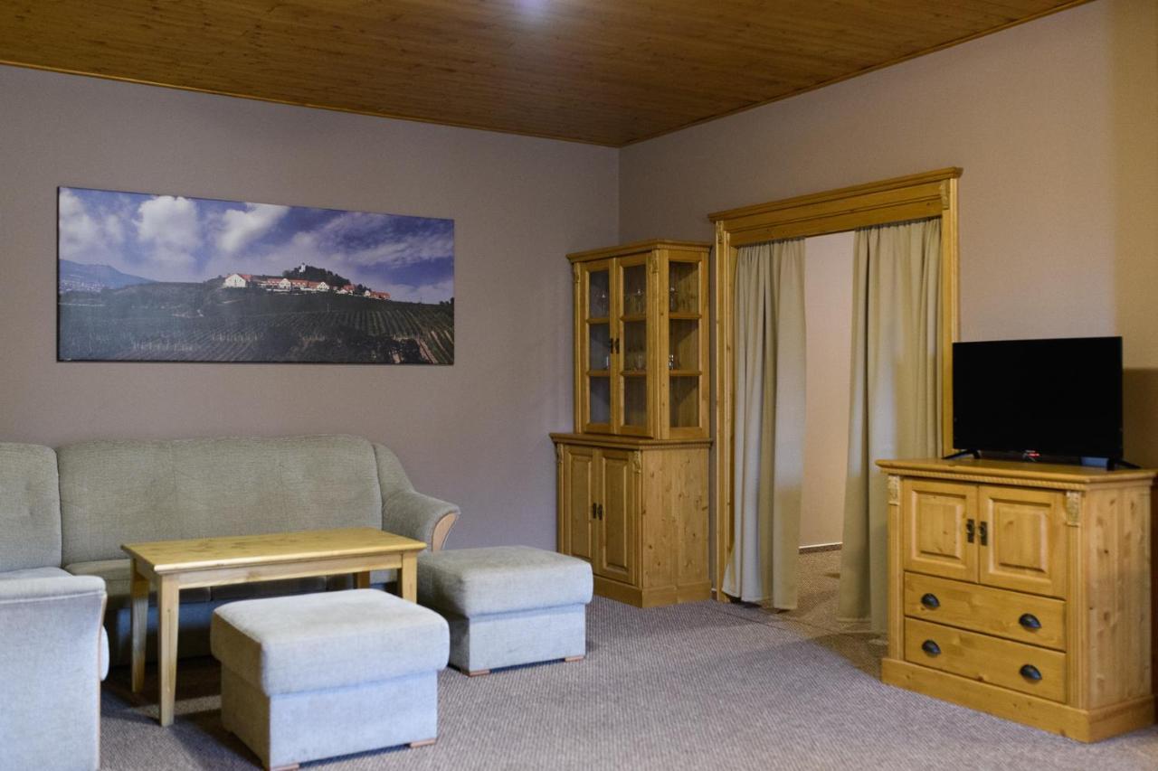 Hotel Vinarstvi U Kaplicky